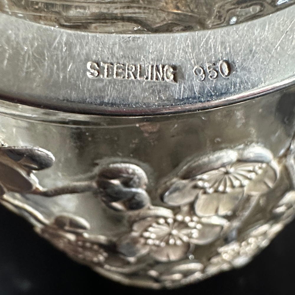 Silver Floral Embossed Decanter - Picture 15 of 15